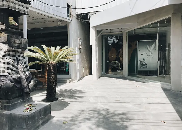 Lloyd'S Inn Bali Seminyak